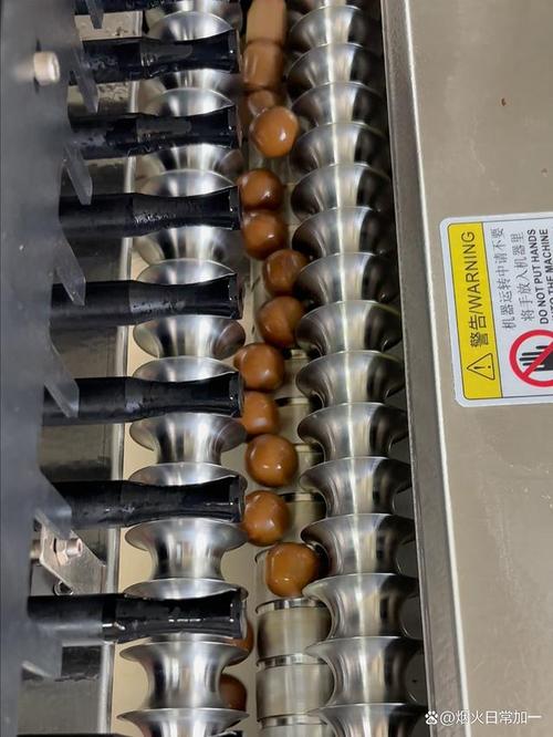 equipment manufacturer)指品牌方委托具备**的工厂进行产品生产,自身